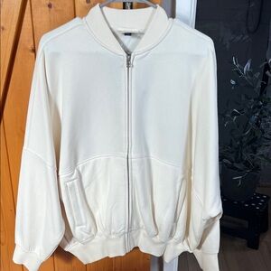 Universal Thread Women's Off-White Bomber Jacket